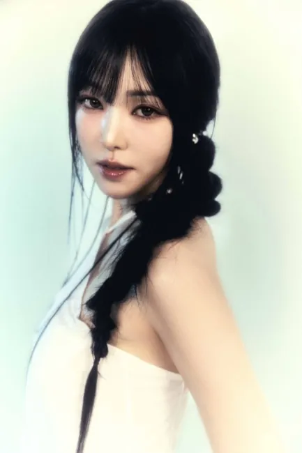 gfriend yuju,at area