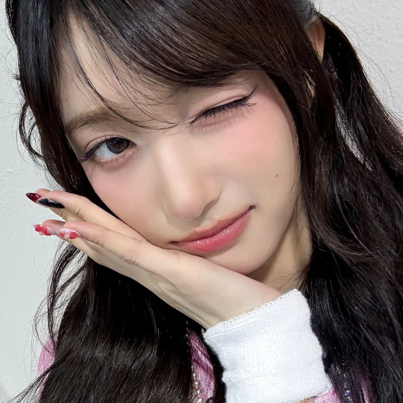 Leeseo (IVE)