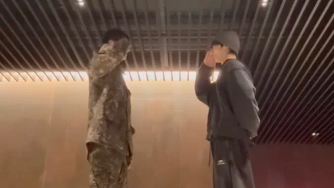 Cha Eun-woo et Jungkook : l'amitié confirmée avec le challenge Saturday Preacher