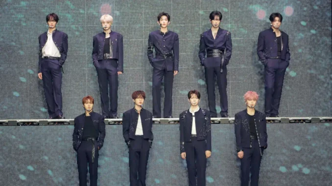 Zhang Hao, Ricky, Yujin et Gyuvin dans un nouveau groupe